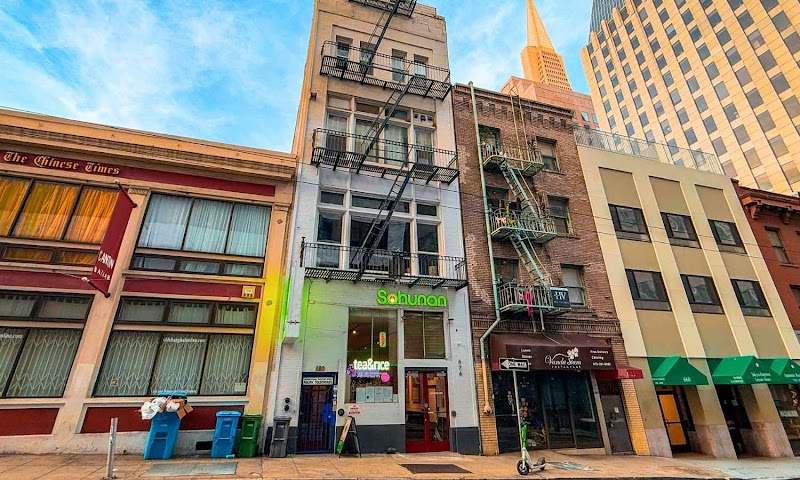 Historic downtown SF location
