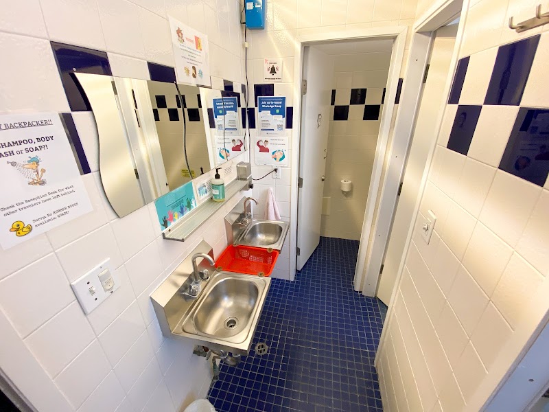 Well-kept shower facilities